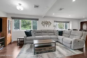 935 Gloucester Dr, Toms River Township, NJ 08753 - Photo 5