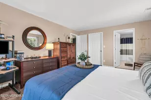 1029 Wedgewood Cir, Middletown, NJ 07718 - Photo 13