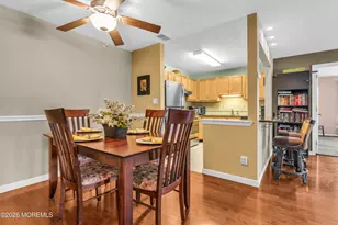 1029 Wedgewood Cir, Middletown, NJ 07718 - Photo 7