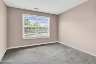 1029 Wedgewood Cir, Middletown, NJ 07718 - Photo 17