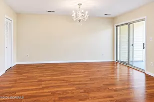 4 Hawthorne Ct, Freehold, NJ 07728 - Photo 7