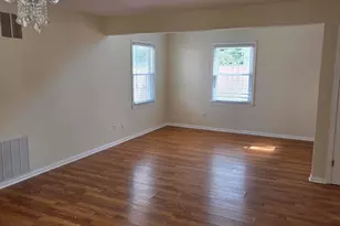 4 Hawthorne Ct, Freehold, NJ 07728 - Photo 9