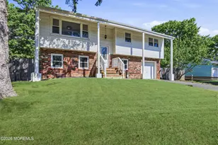 816 Berkeley Ave, Beachwood, NJ 08722 - Photo 1