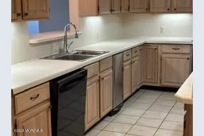 300 Ocean Avenue N #D5, Long Branch, NJ 07740 - Photo 23