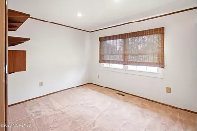 95 Idlebrook Lane, Aberdeen Township, NJ 07747 - Photo 11
