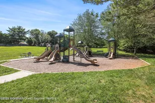 95 Idlebrook Ln, Aberdeen Township, NJ 07747 - Photo 19