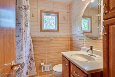 221 N Hill Road, Colonia, NJ 07067 - Photo 19