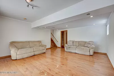 221 N Hill Road, Colonia, NJ 07067 - Photo 9