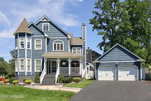9 Sarah Ct, Matawan, NJ 07747 - Photo 1