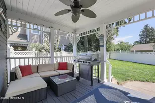 9 Sarah Ct, Matawan, NJ 07747 - Photo 3