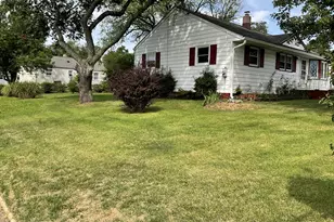 715 Marsha Dr, Neptune Township, NJ 07753 - Photo 5