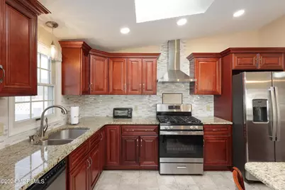16 Pine Tree Lane, Manalapan Township, NJ 07726 - Photo 11