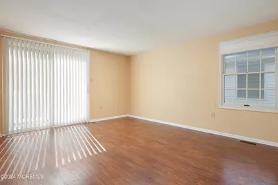 16 Pine Tree Lane, Manalapan Township, NJ 07726 - Photo 21