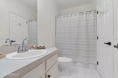 620 Saint Andrews Place, Manalapan Township, NJ 07726 - Photo 27