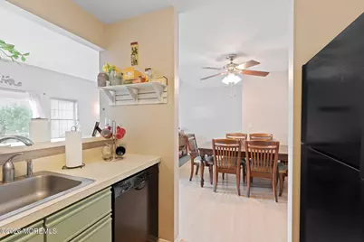 24 Crop Court, Tinton Falls, NJ 07753 - Photo 11