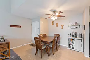 24 Crop Ct, Tinton Falls, NJ 07753 - Photo 7