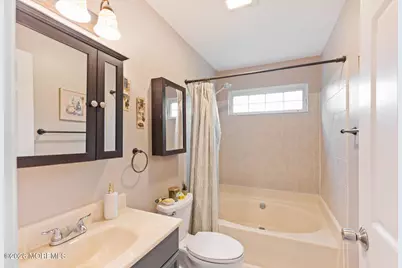 24 Crop Court, Tinton Falls, NJ 07753 - Photo 15
