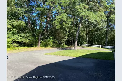 5 Sparrow Street #D, Manchester Township, NJ 08759 - Photo 5