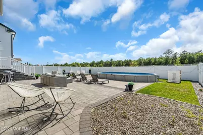 201 Ashburn Avenue, Manahawkin, NJ 08050 - Photo 37
