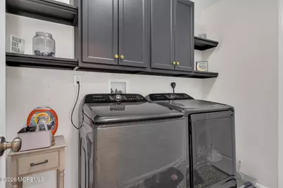 201 Ashburn Avenue, Manahawkin, NJ 08050 - Photo 23