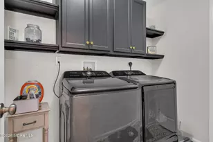 201 Ashburn Ave, Manahawkin, NJ 08050 - Photo 23