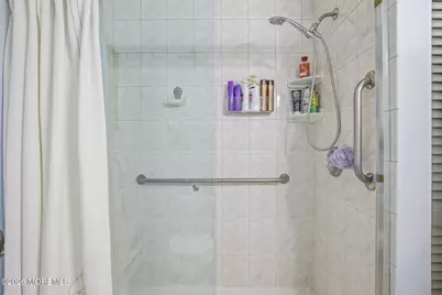 29 Plaza De Las Flores #F, Freehold, NJ 07728 - Photo 19
