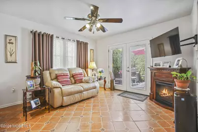 29 Plaza De Las Flores #F, Freehold, NJ 07728 - Photo 13