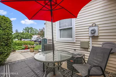 29 Plaza De Las Flores #F, Freehold, NJ 07728 - Photo 21