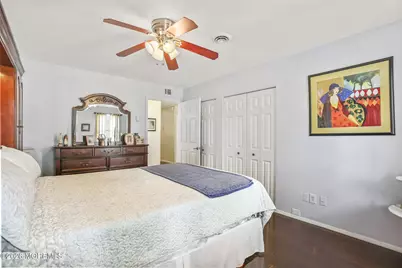 29 Plaza De Las Flores #F, Freehold, NJ 07728 - Photo 17