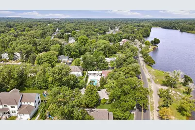 408 S Lake Drive, Lakewood, NJ 08701 - Photo 19