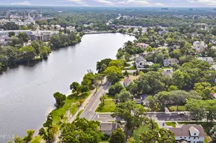 400 S Lake Dr, Lakewood, NJ 08701 - Photo 17