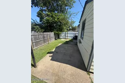 30 Seaside Place, Keansburg, NJ 07734 - Photo 3
