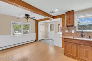 247 Friendship Rd, Cranbury Township, NJ 08512 - Photo 9