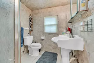 247 Friendship Rd, Cranbury Township, NJ 08512 - Photo 23