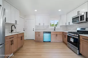 33 Glen Rd, Howell Township, NJ 07731 - Photo 5