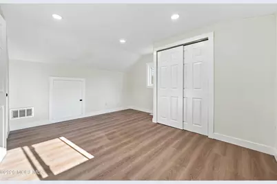 33 Glen Road, Howell Township, NJ 07731 - Photo 15