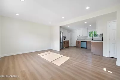 33 Glen Road, Howell Township, NJ 07731 - Photo 5