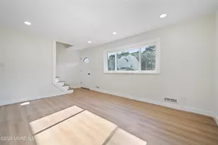 33 Glen Rd, Howell Township, NJ 07731 - Photo 3