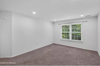 92 Des Moines Court, Tinton Falls, NJ 07712 - Photo 7
