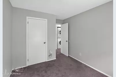 92 Des Moines Court, Tinton Falls, NJ 07712 - Photo 9