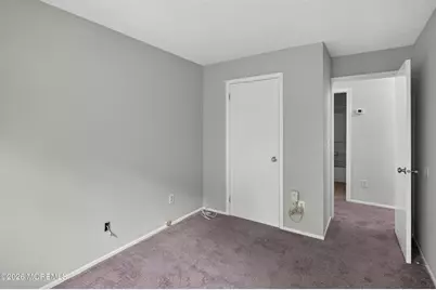 92 Des Moines Court, Tinton Falls, NJ 07712 - Photo 11