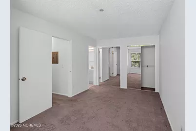 92 Des Moines Court, Tinton Falls, NJ 07712 - Photo 19