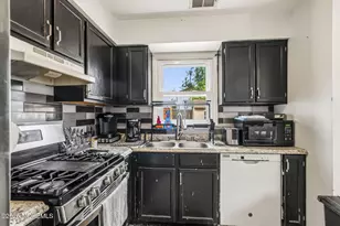168 Milton Ave, Cliffwood, NJ 07721 - Photo 19
