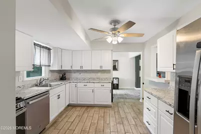 982 Rosewood Avenue, Brick, NJ 08723 - Photo 9