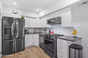 67 Galewood Dr, Matawan, NJ 07747 - Photo 1