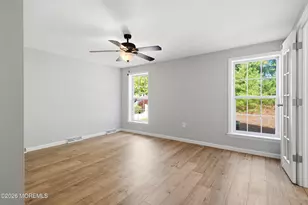 99 Oak Ridge Ln, Manahawkin, NJ 08050 - Photo 15