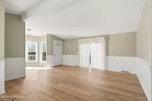 99 Oak Ridge Ln, Manahawkin, NJ 08050 - Photo 5