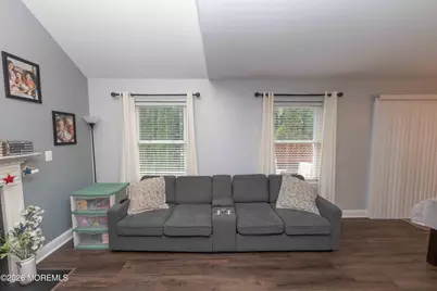 1217 Lawrence Avenue, Toms River Township, NJ 08757 - Photo 5