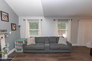 1217 Lawrence Ave, Toms River Township, NJ 08757 - Photo 5