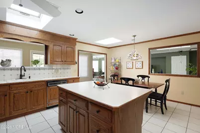 124 Princess Anne Drive, Freehold, NJ 07728 - Photo 19